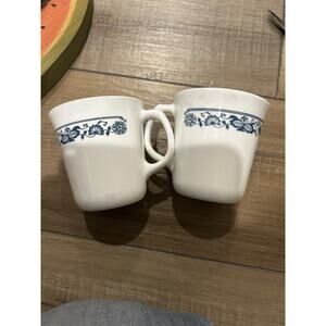 2 Vintage USA Corelle Corning Old Town Blue Onion Coffee Mug Tea Cups Glass